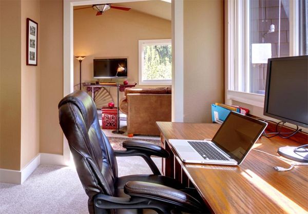 Can A Home Office Make Your House Easier To Sell